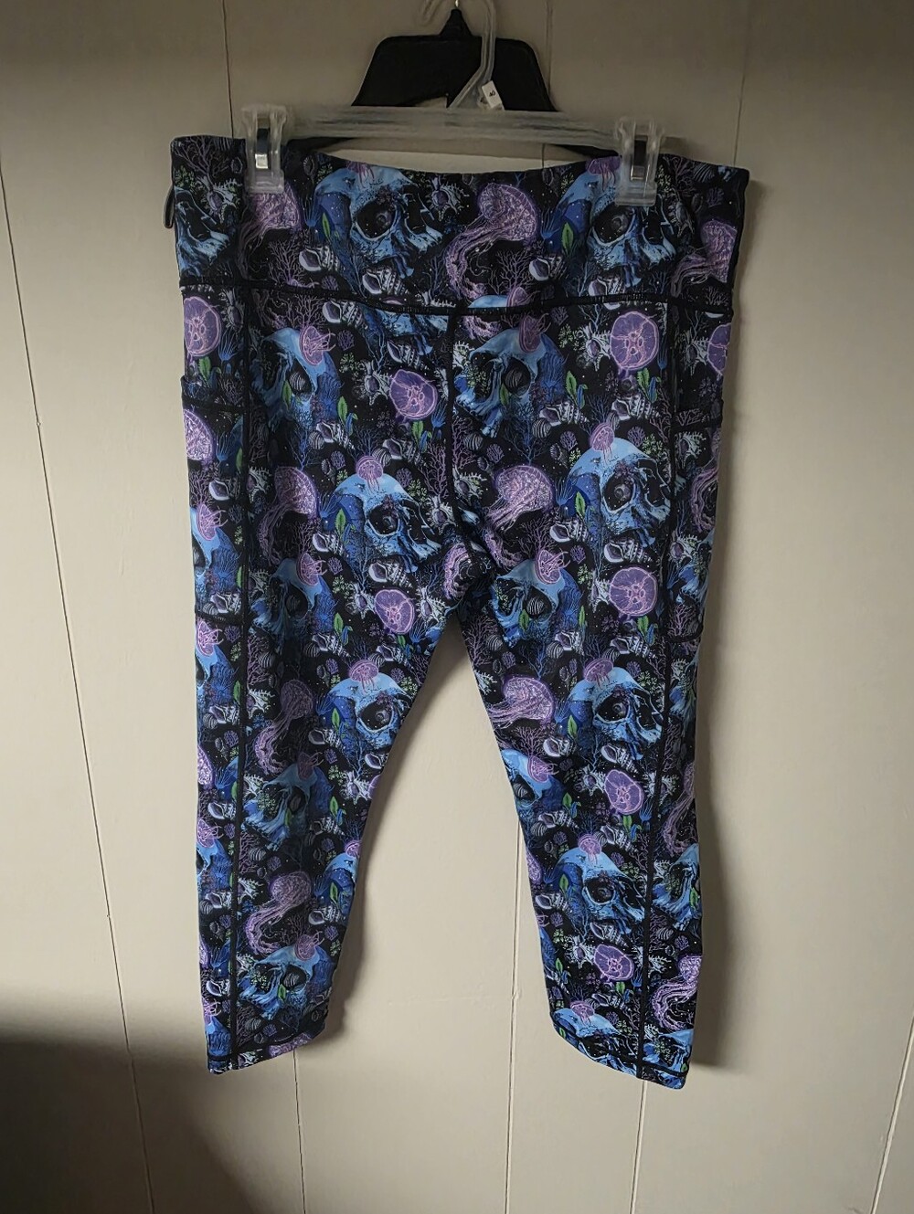 Constantly Varied GEAR Capri - Picture 2 of 3
